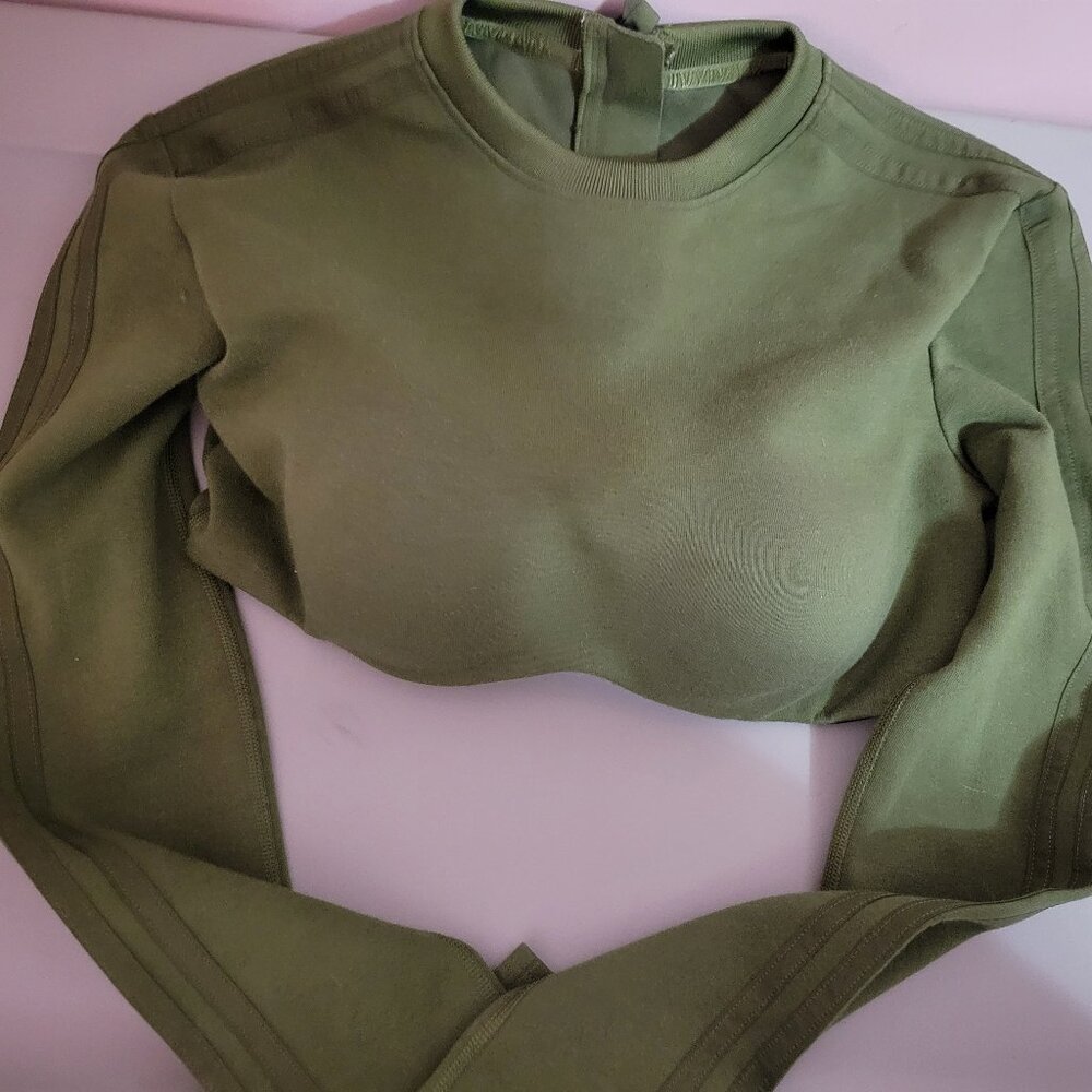 Ivy park crop top